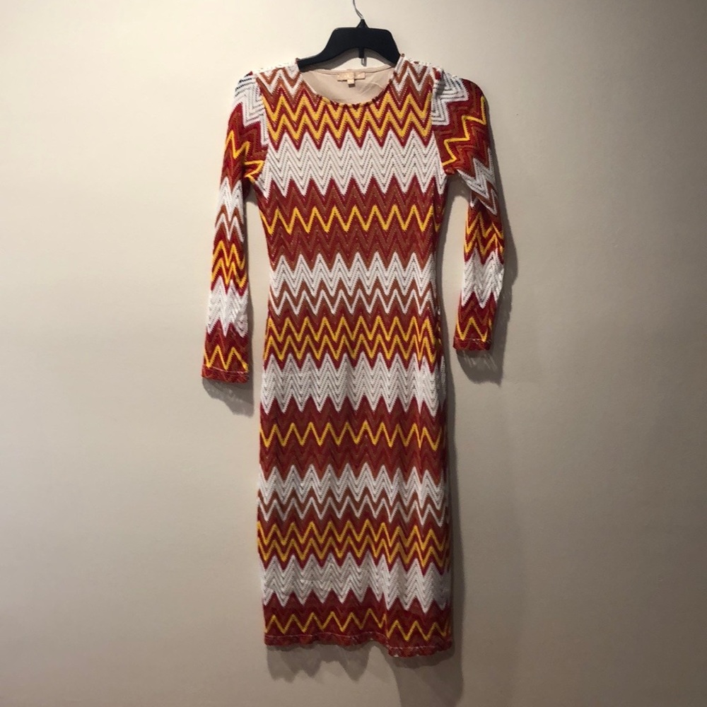 Kimi Eco Paris Chevron long sleeve dress, size S/M orange red white chevron